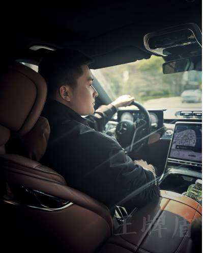 除了開(kāi)車(chē)，司機(jī)保鏢還藏著哪些驚人技能？